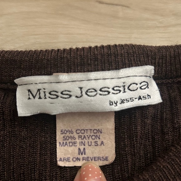 Miss Jessica Chocolate Long Sleeve Ribbed Top Size Medium - Picture 4 of 5